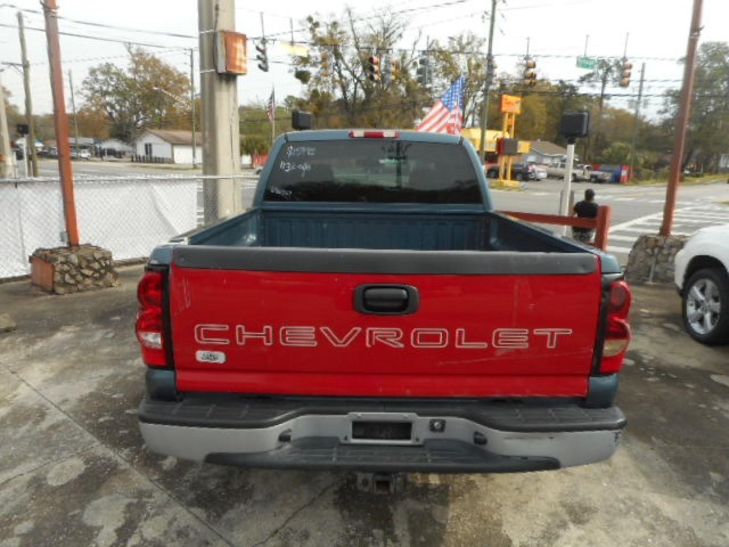 2006 TAN CHEVROLET SILVERADO BASE; LS; (1GCEC19X96Z) , located at 1200 Cassat Avenue, Jacksonville, FL, 32205, (904) 695-1885, 30.302404, -81.731033 - Photo#6